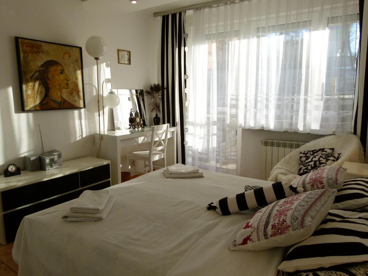 Apartament Bb Zrodlana Krynica Zdroj Exterior photo